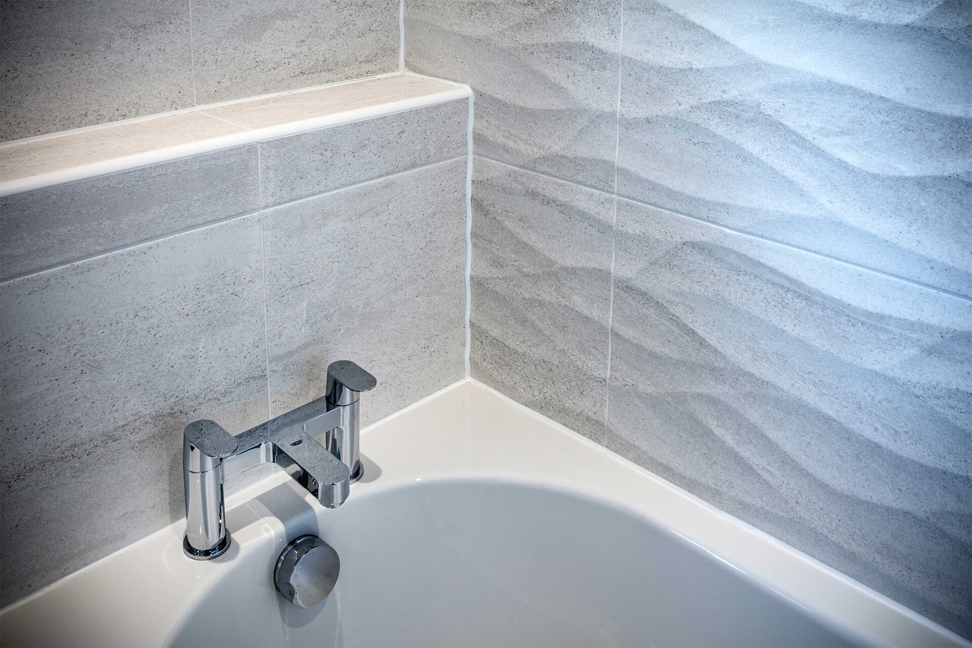 1042179420-04-05-2017-16-59-59